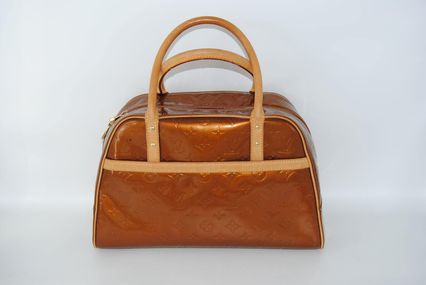 Monogram Vernis Square Bronze