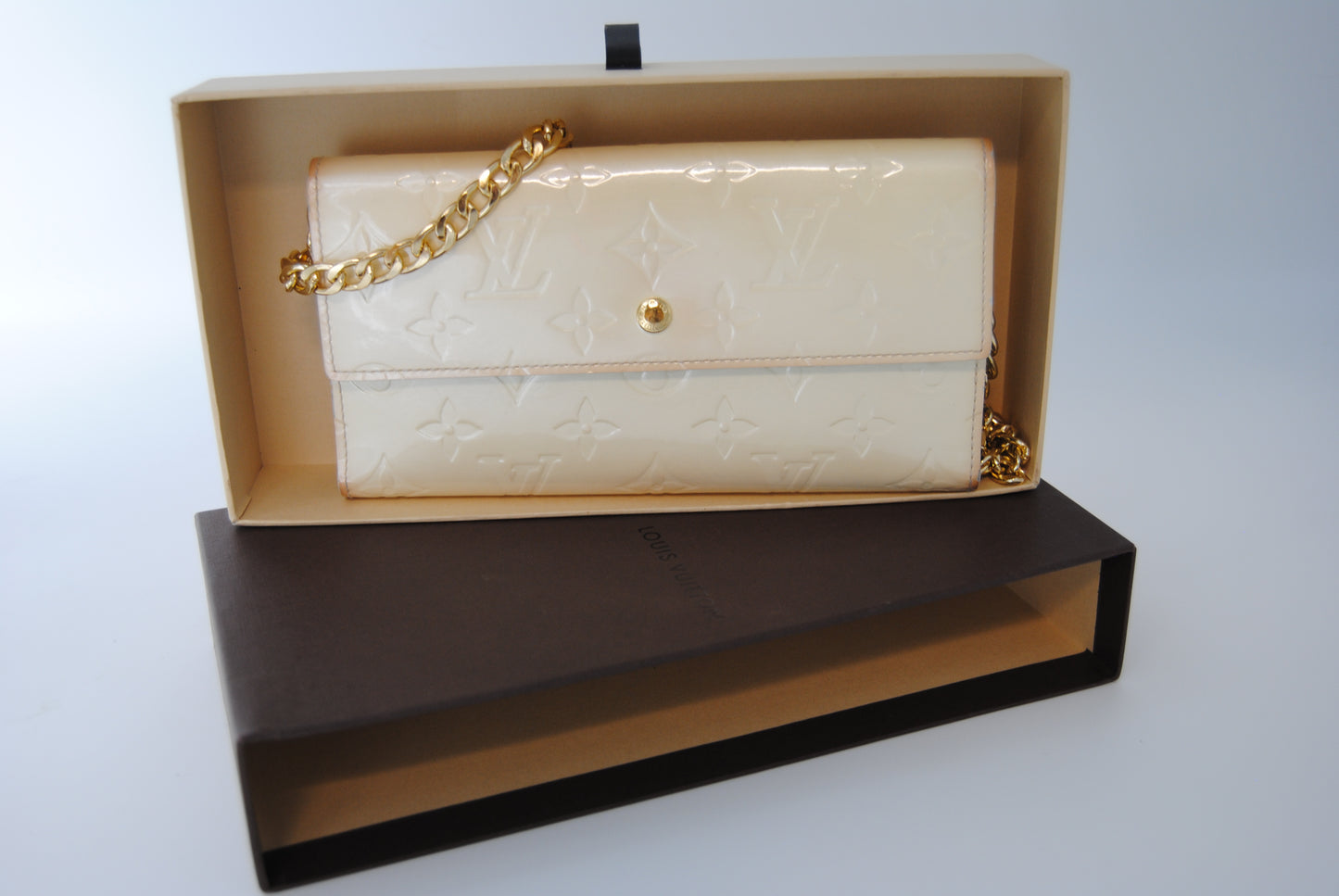 Trifold wallet Vernice