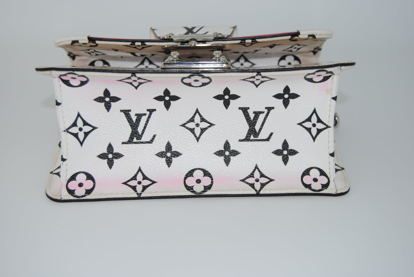 Louis Vuitton Wynwood Patent leather