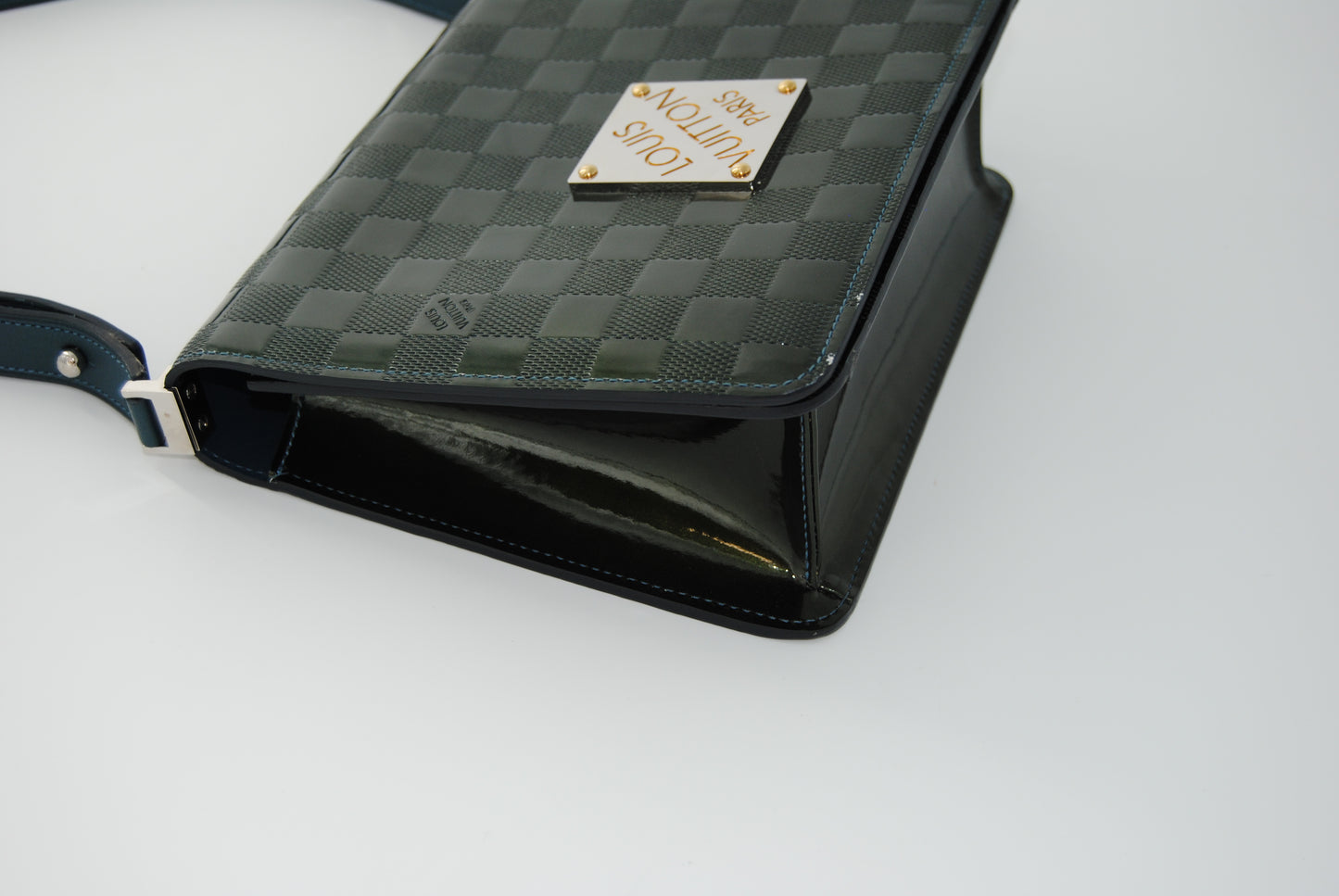 Louis Vuitton Damier Vernis Cabaret