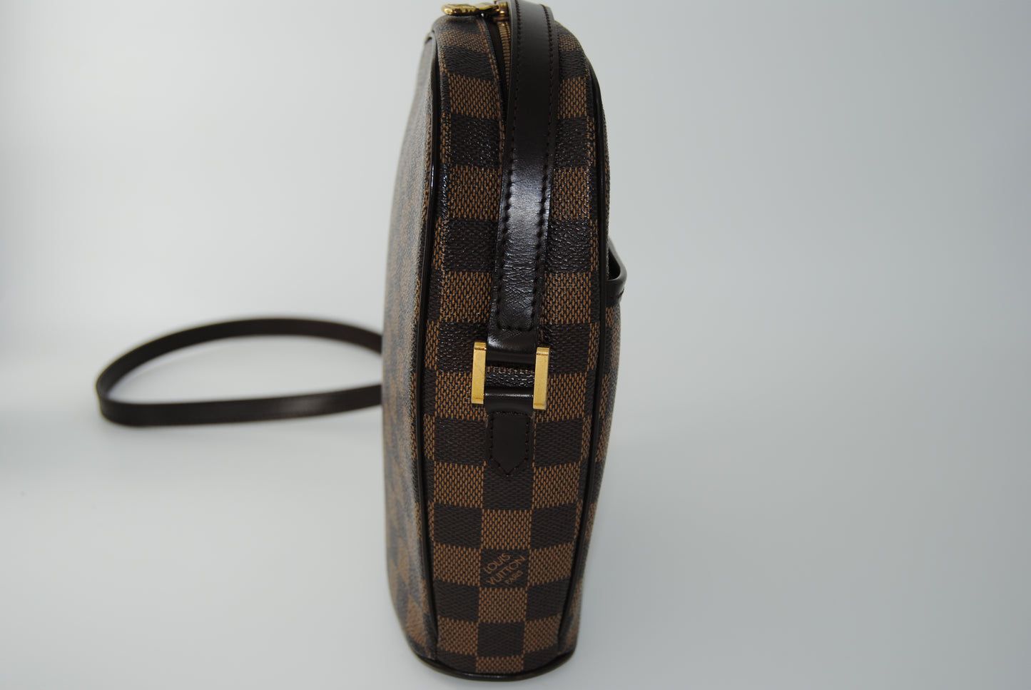 Louis Vuitton Damier Ebene Ipanema PM
