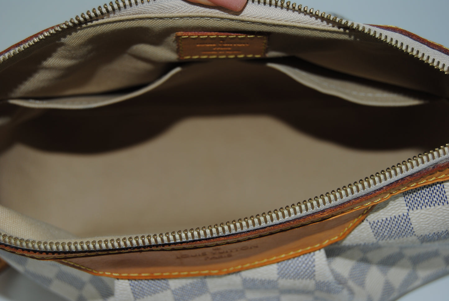 Louis Vuitton Damier Azur Siracusa PM