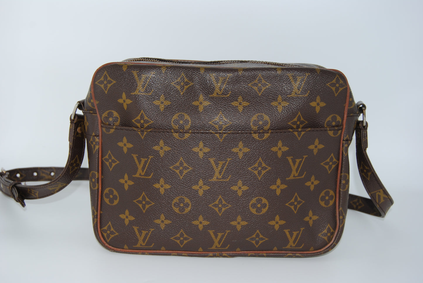 Louis Vuitton Nile Crossbody Monogram Bag Zip Messenger