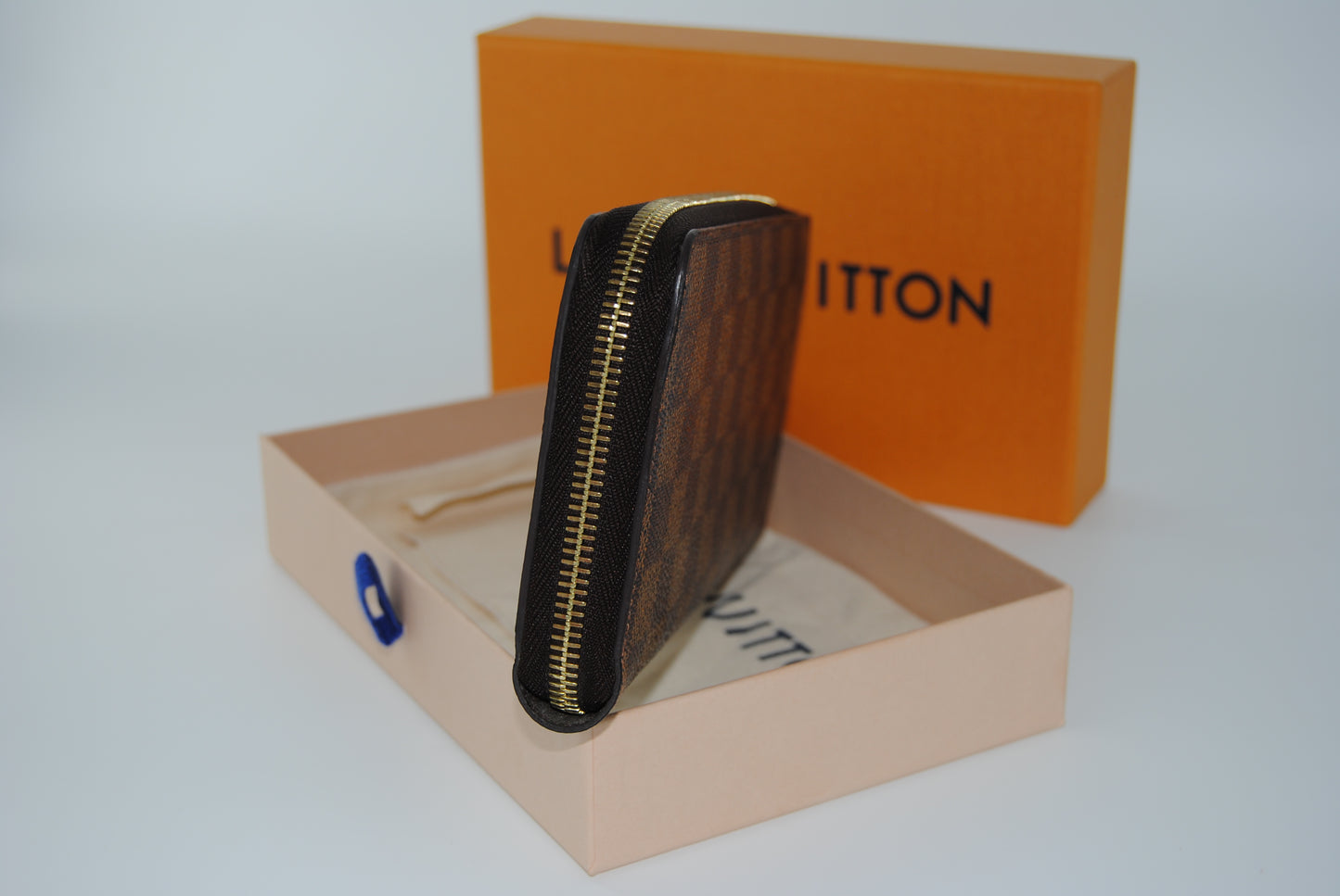 Louis Vuitton Damier Ebene Zippy Wallet