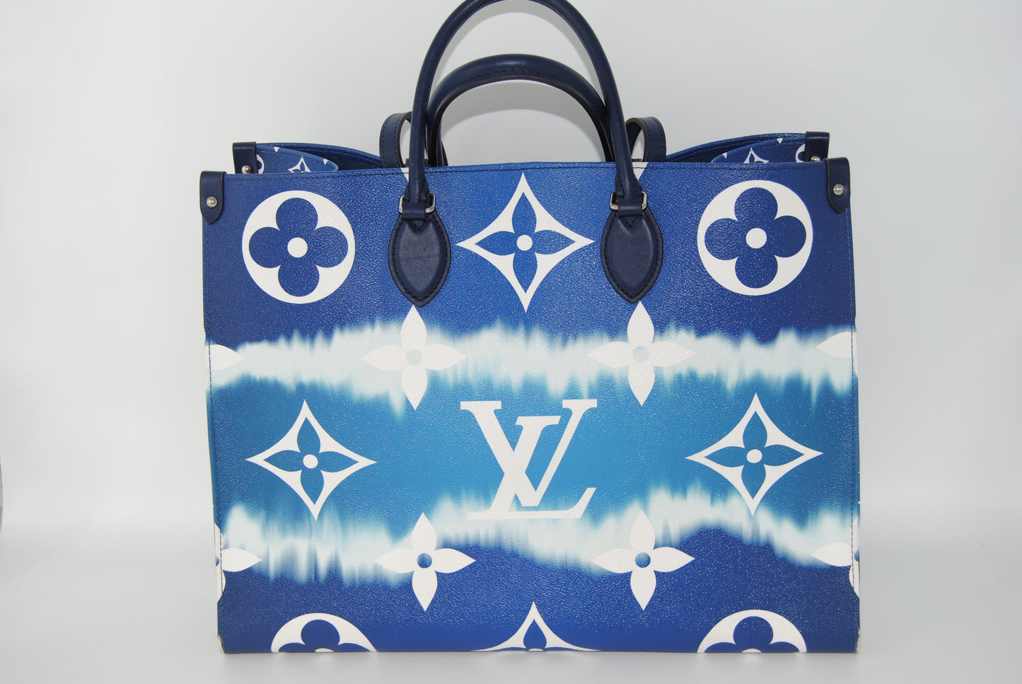 Louis Vuitton Escale OnTheGo GM Blue