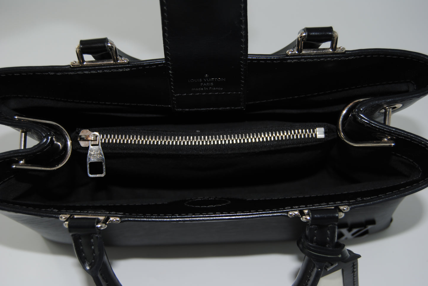 Louis Vuitton Epi Leather Kleber MM Black