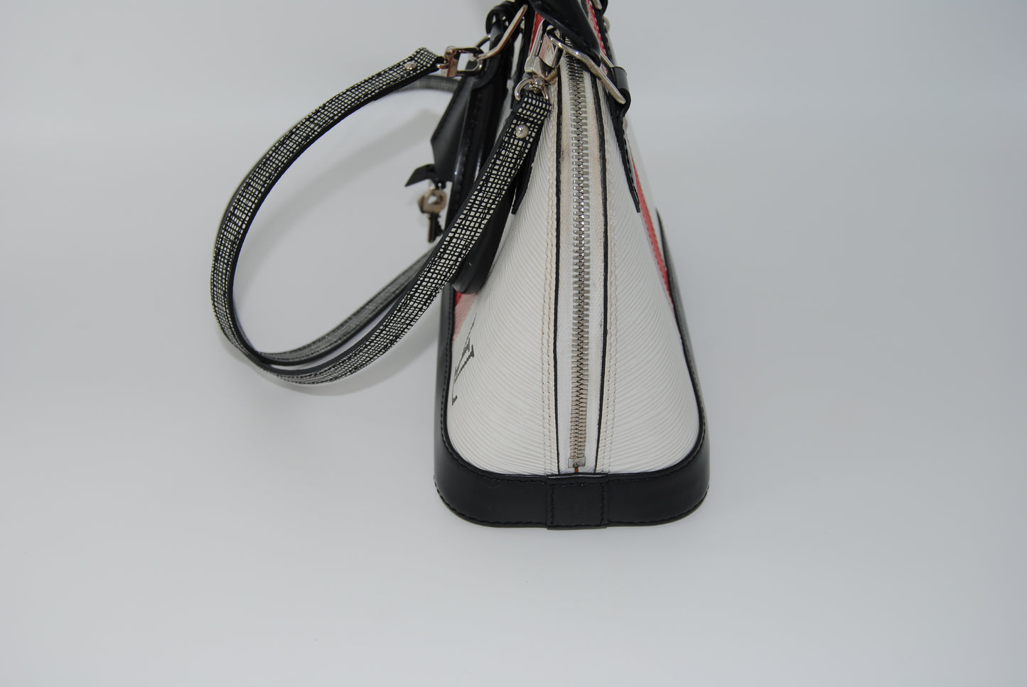 Louis Vuitton Alma BB Epi Limited Edition Print