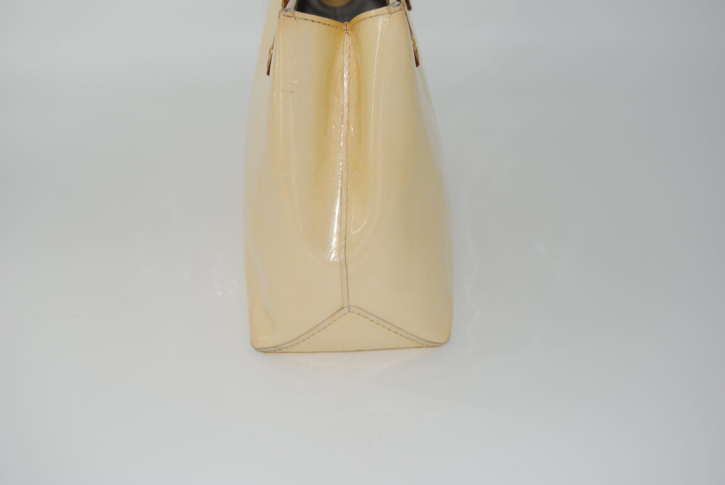 Louis Vuitton Vernis Reade Pm Beige