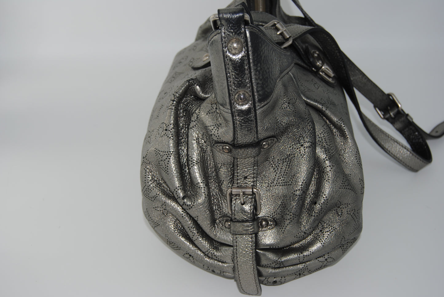 Louis Vuitton Silver Mahina