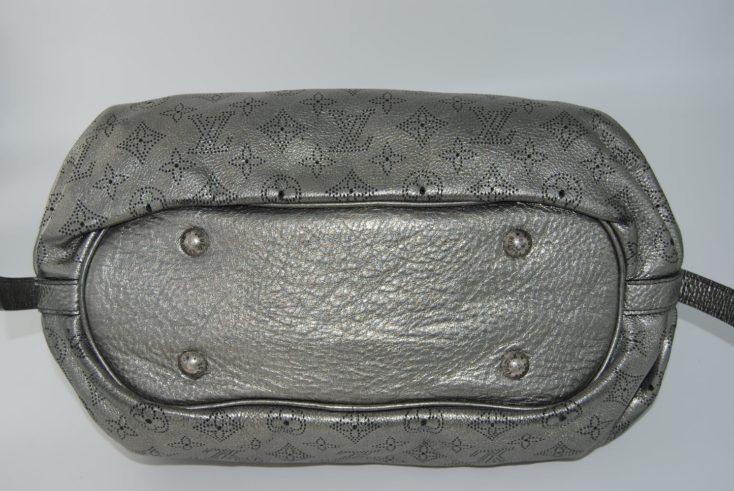 Louis Vuitton Silver Mahina