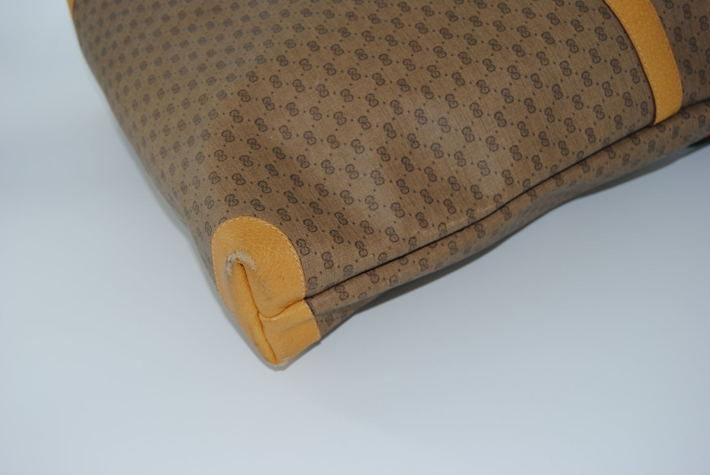 Gucci Vintage Supreme Tote Light Brown