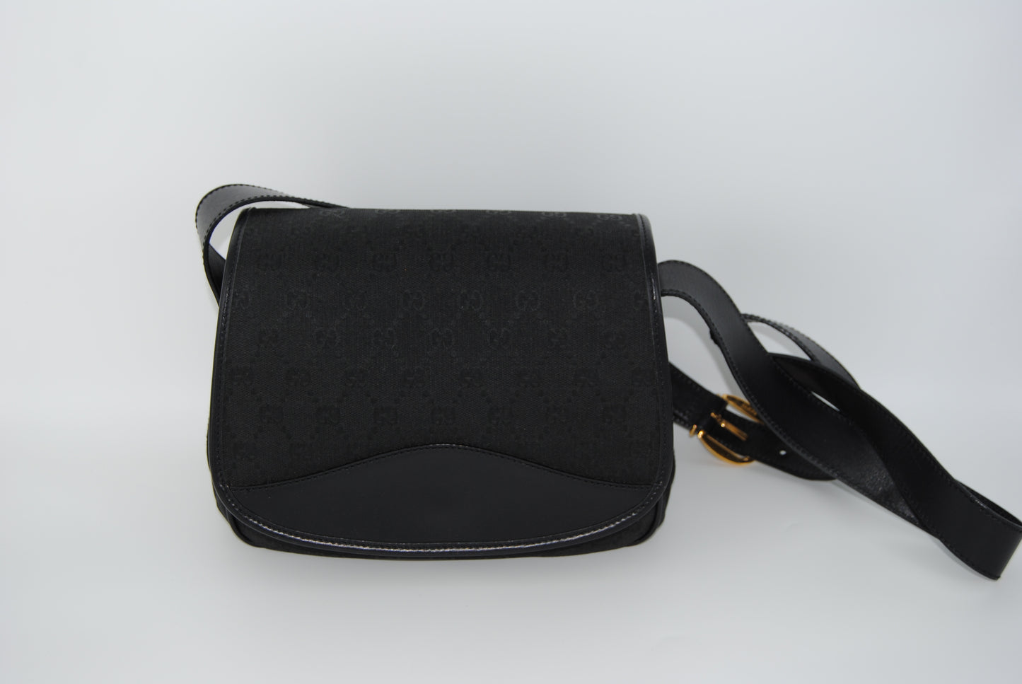 Gucci Canvas and Leather Black Shoulderbag Pre- Owned