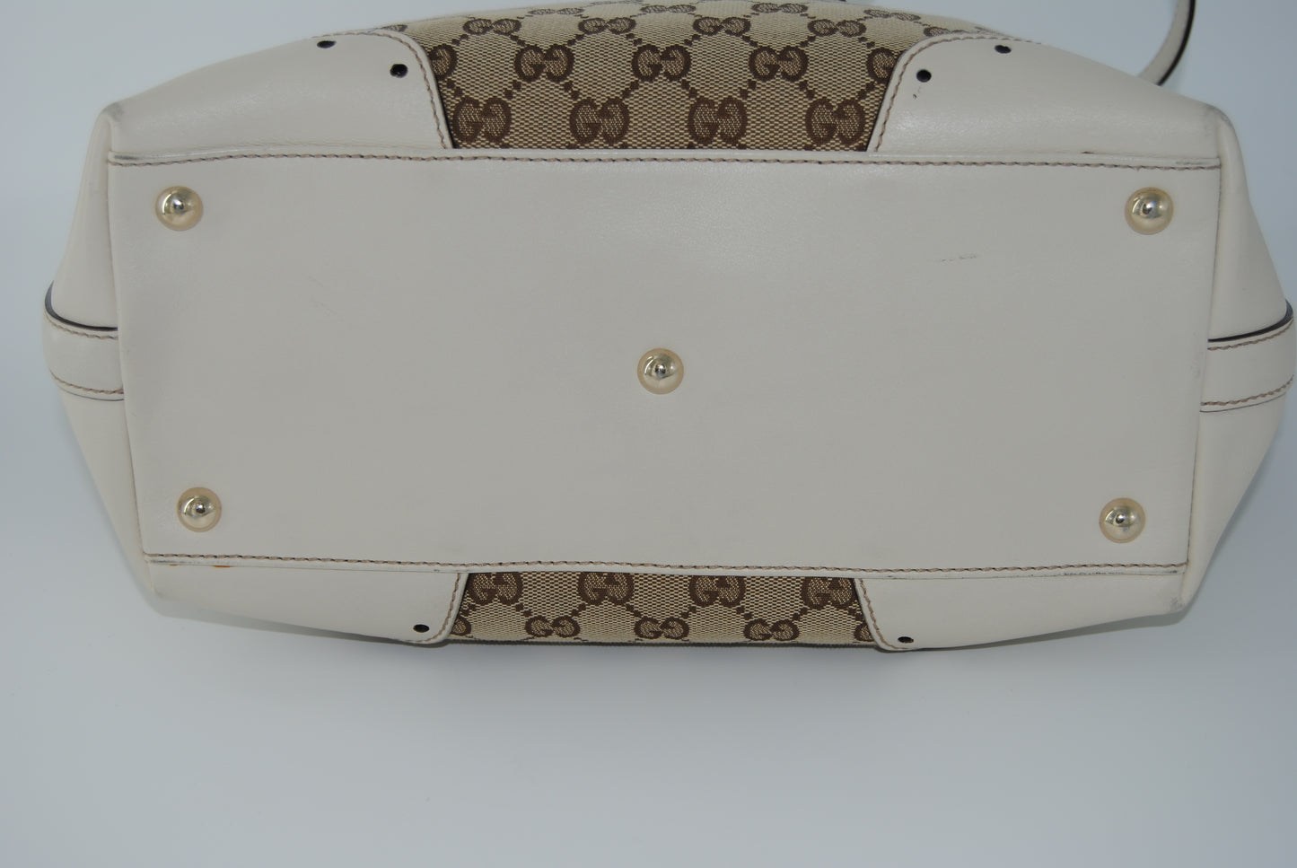 Gucci Guccissima Leather Medium Beige