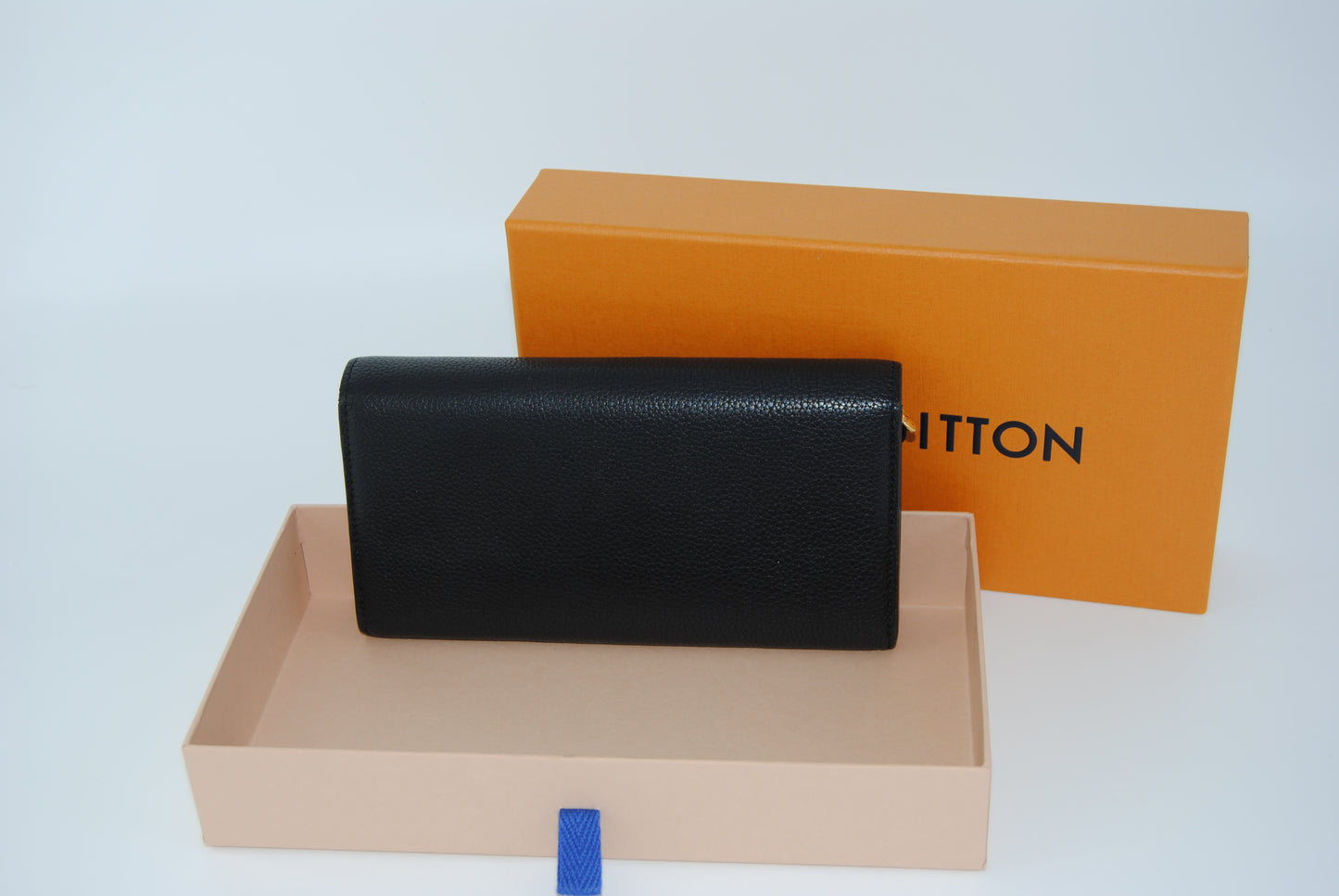 Louis Vuitton Wallet Continental Double V