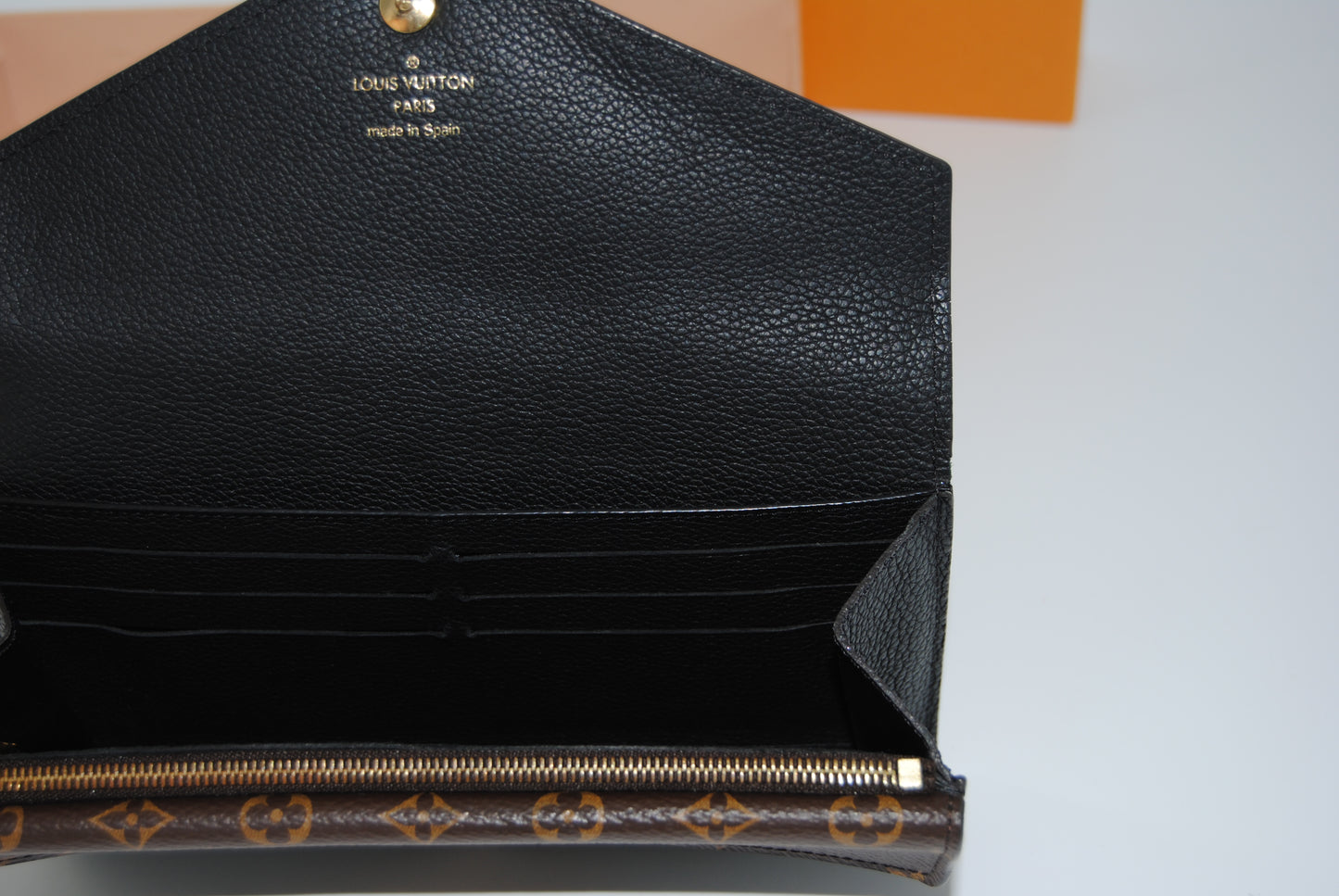 Louis Vuitton Wallet Continental Double V