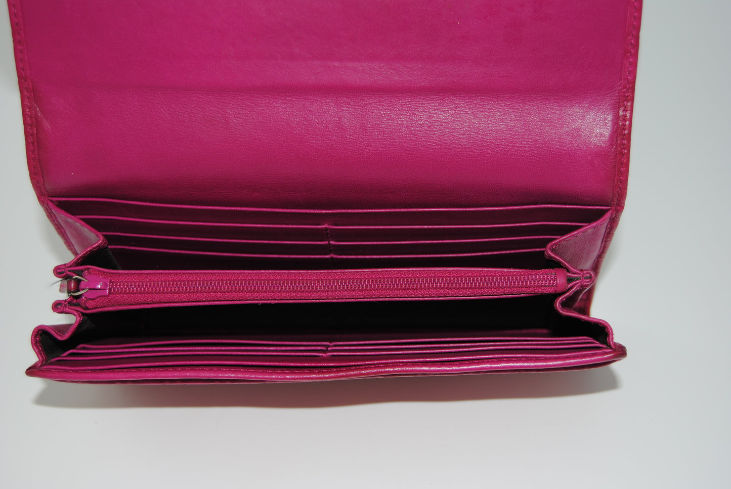 Gucci Soft Microguccissima Wallet Bright Bouganville Pre Owned