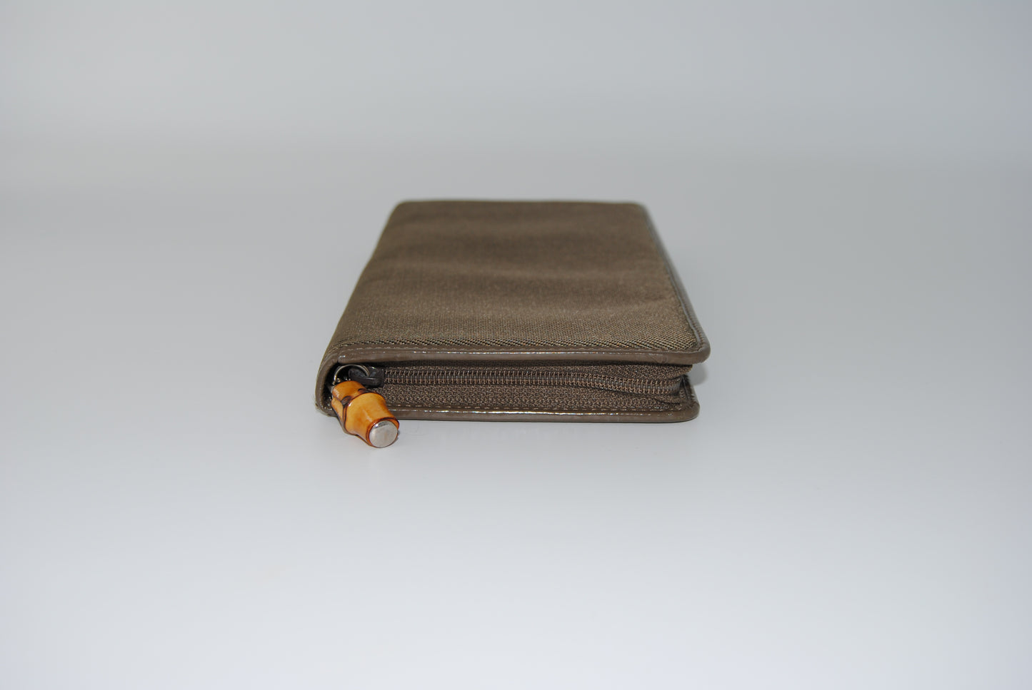 Gucci Nylon Zip Bambu