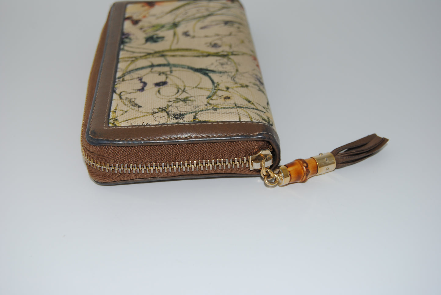 GUCCI BAMBOO FLORAL CANVAS WALLET WITH TASSEL