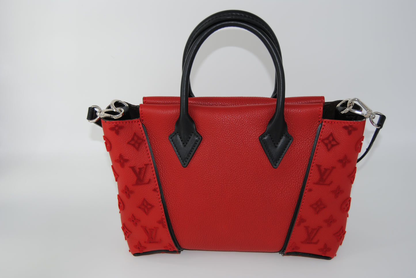 Louis Vuitton Cerise Veau Cachemire Calfskin
