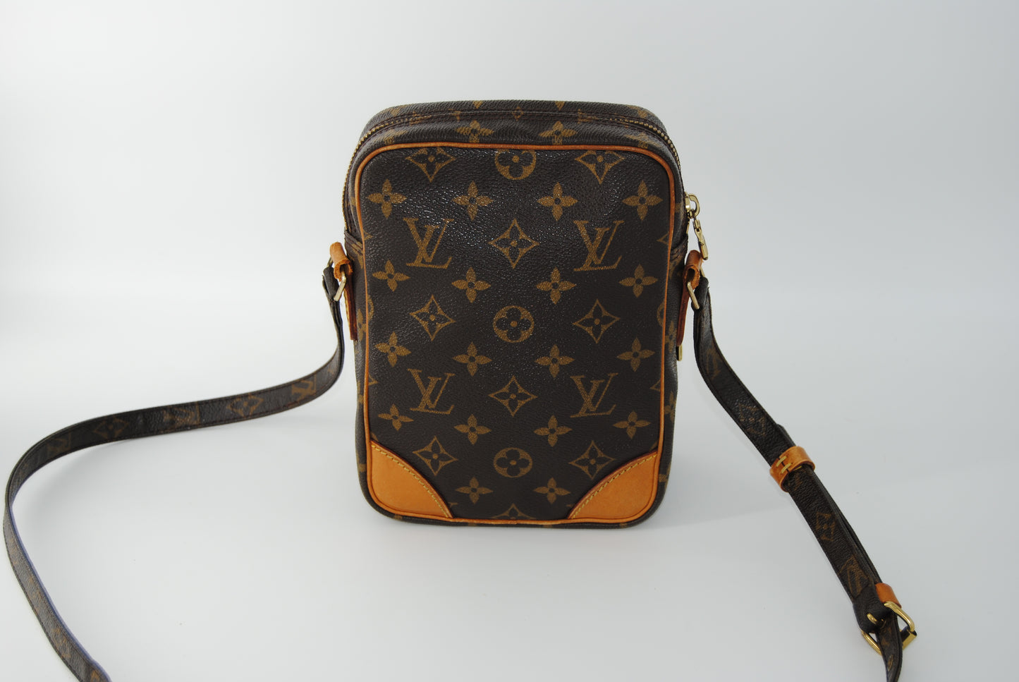 Amazon Crossbody