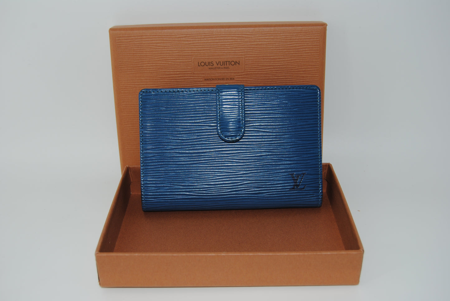 Kisslock Blue Epi