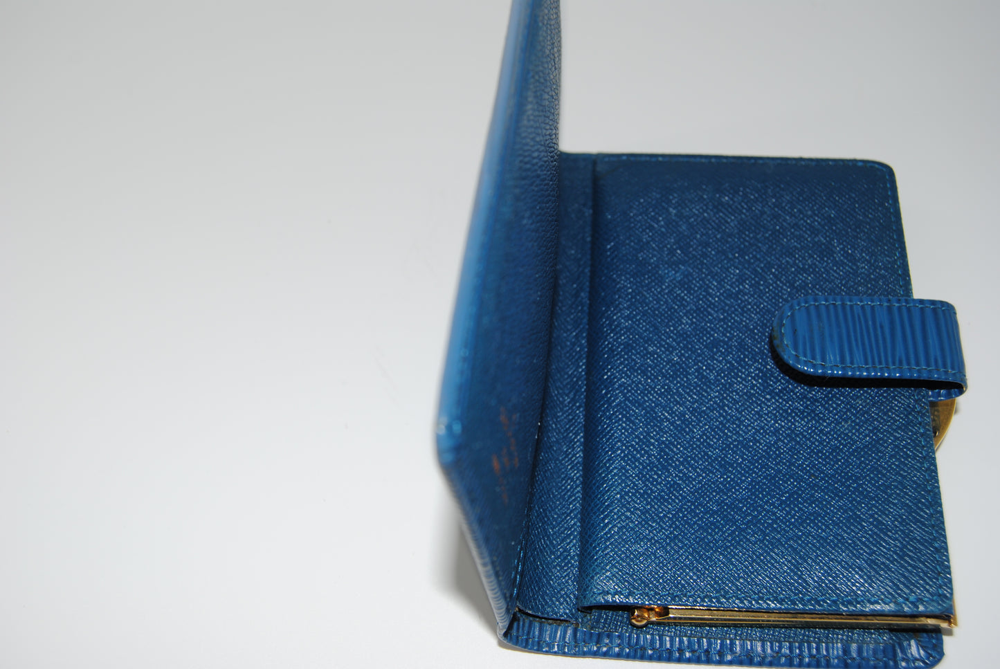 Kisslock Blue Epi