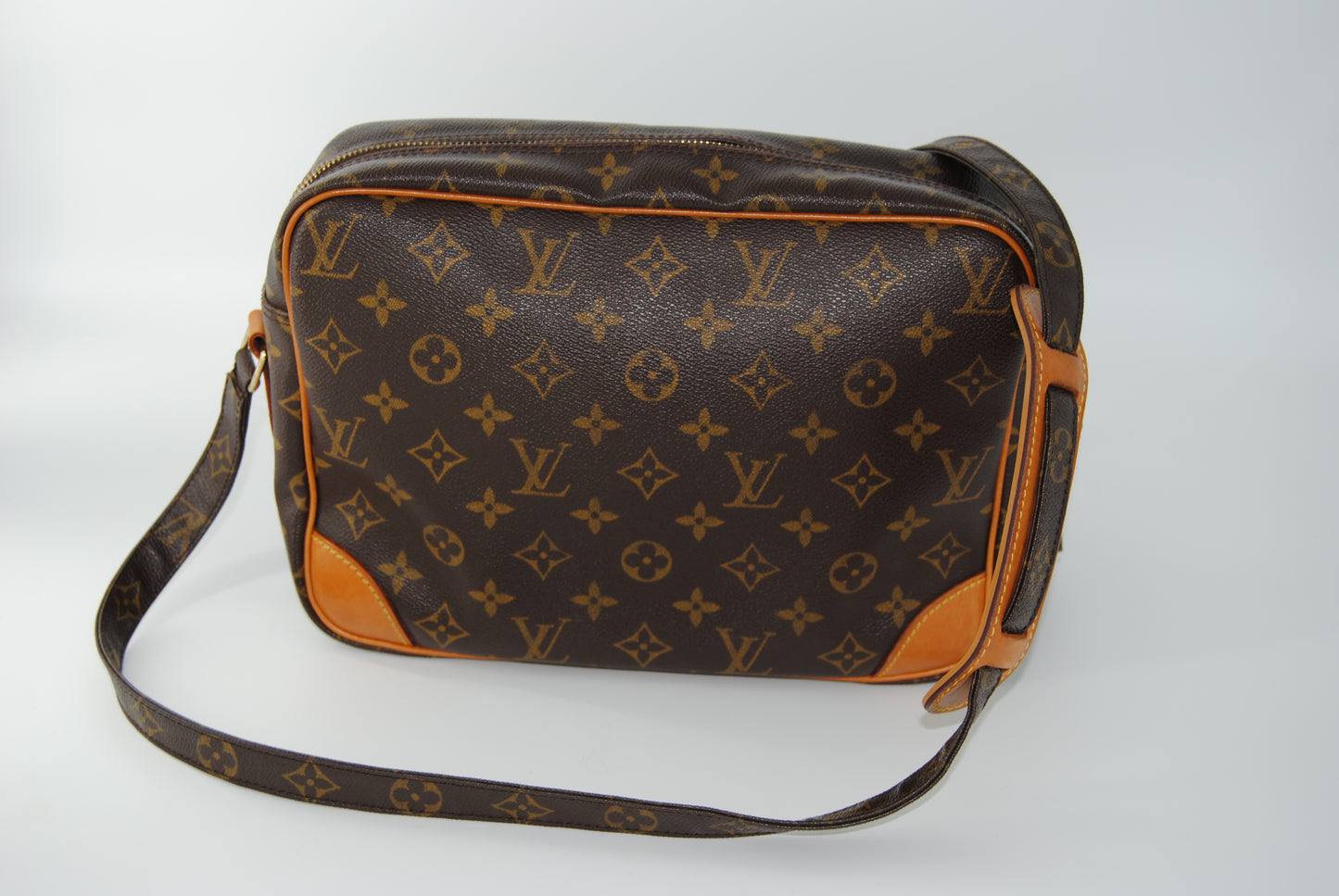 Nile Crossbody Monogram Bag Zip Messenger