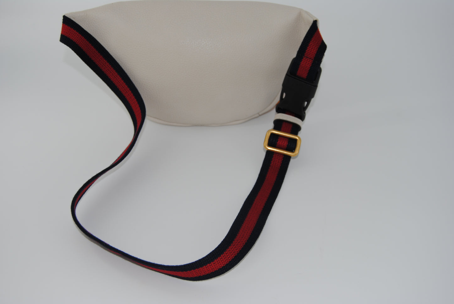 Gucci Grained Calfskin Small Logo Belt Bag White