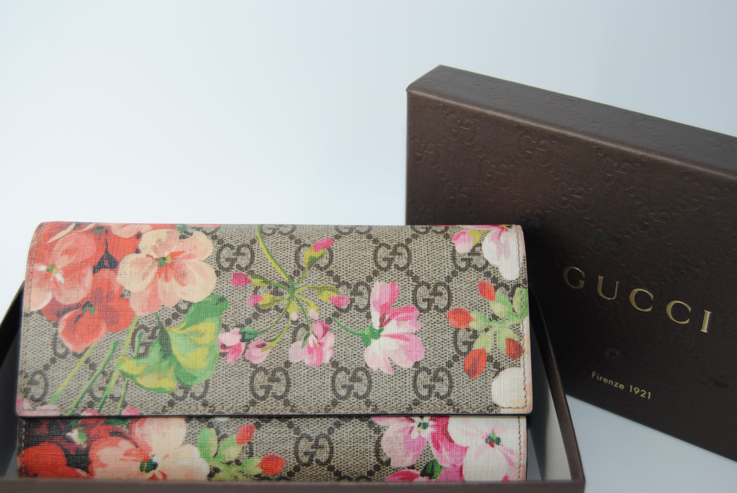 Gucci GG Supreme Monogram Blooms Continental Wallet Beige Multicolor Dry Rose