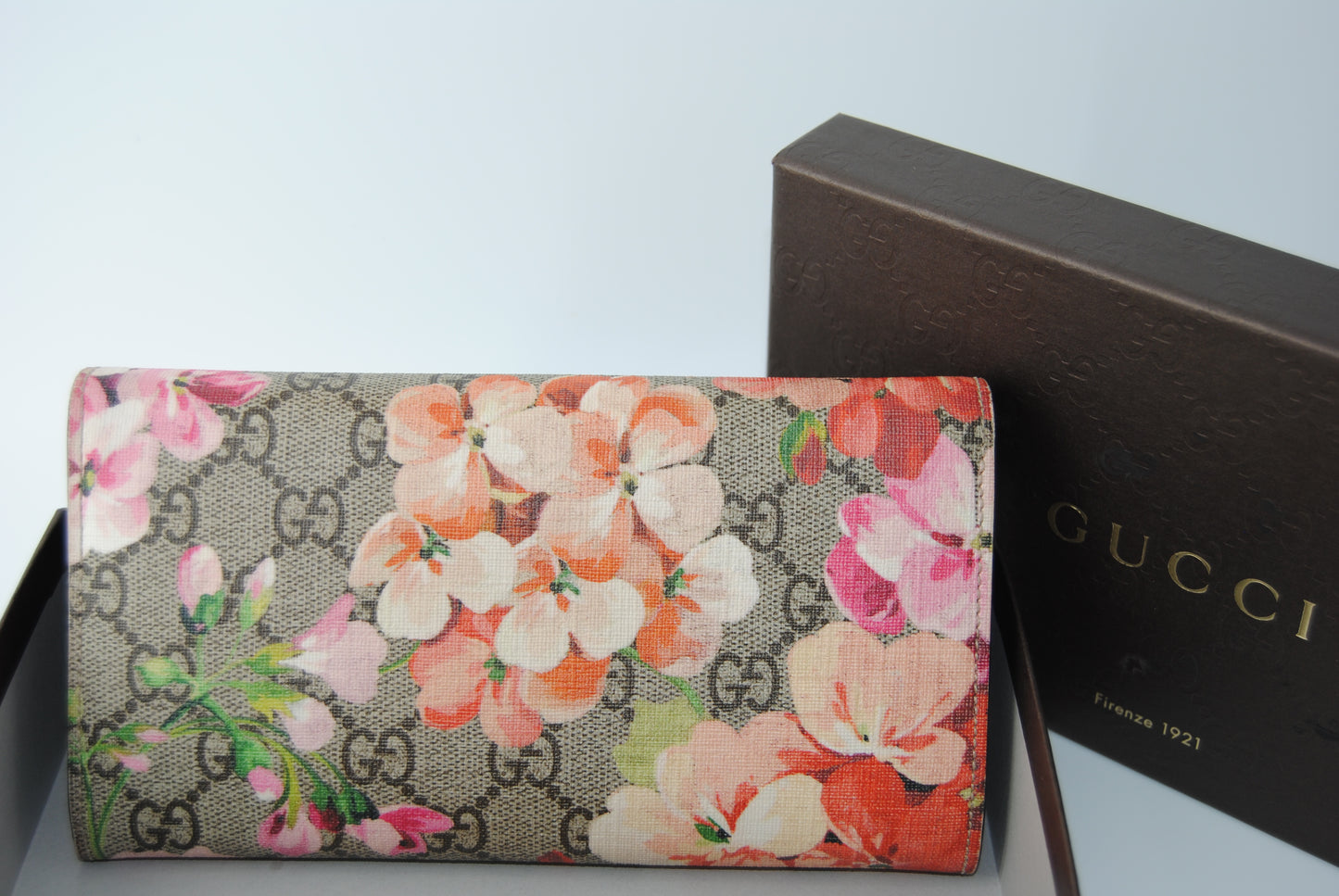 Gucci GG Supreme Monogram Blooms Continental Wallet Beige Multicolor Dry Rose