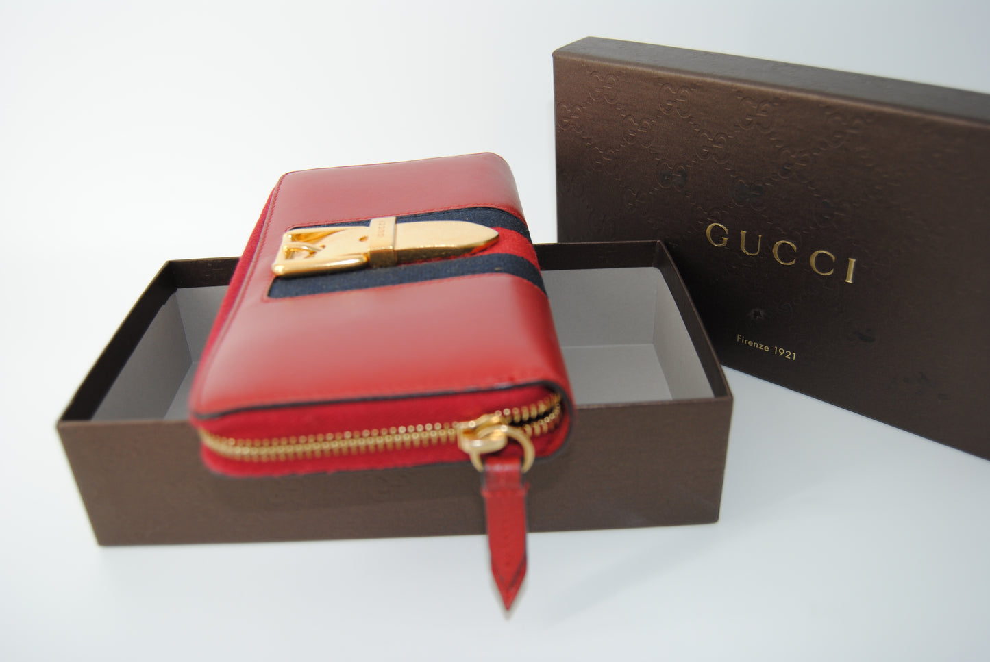 Gucci Calfskin Sylvie Zip Around Wallet Hibiscus Red