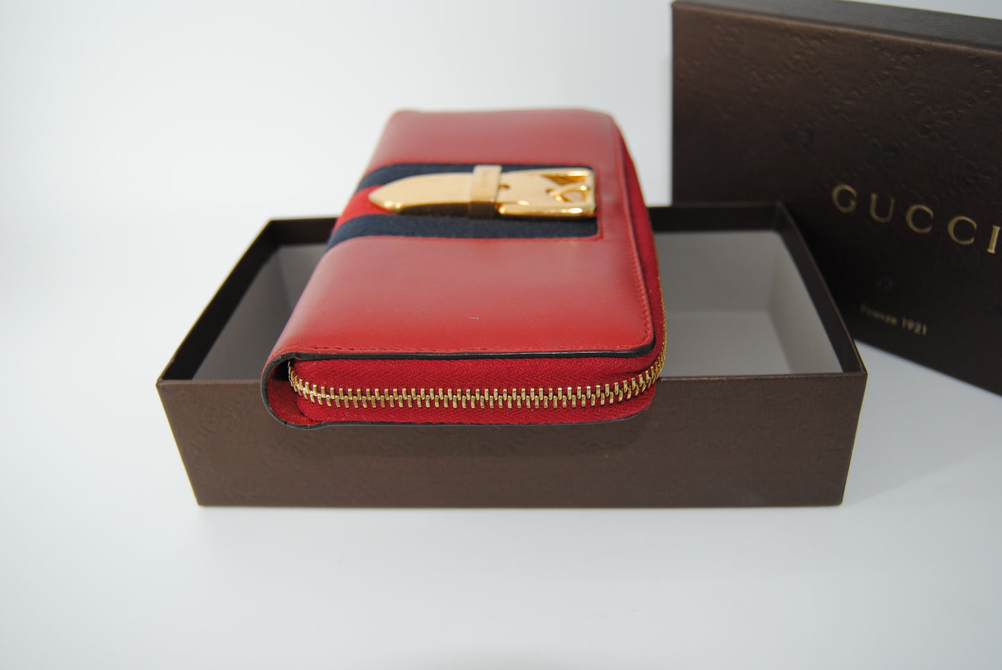 Gucci Calfskin Sylvie Zip Around Wallet Hibiscus Red