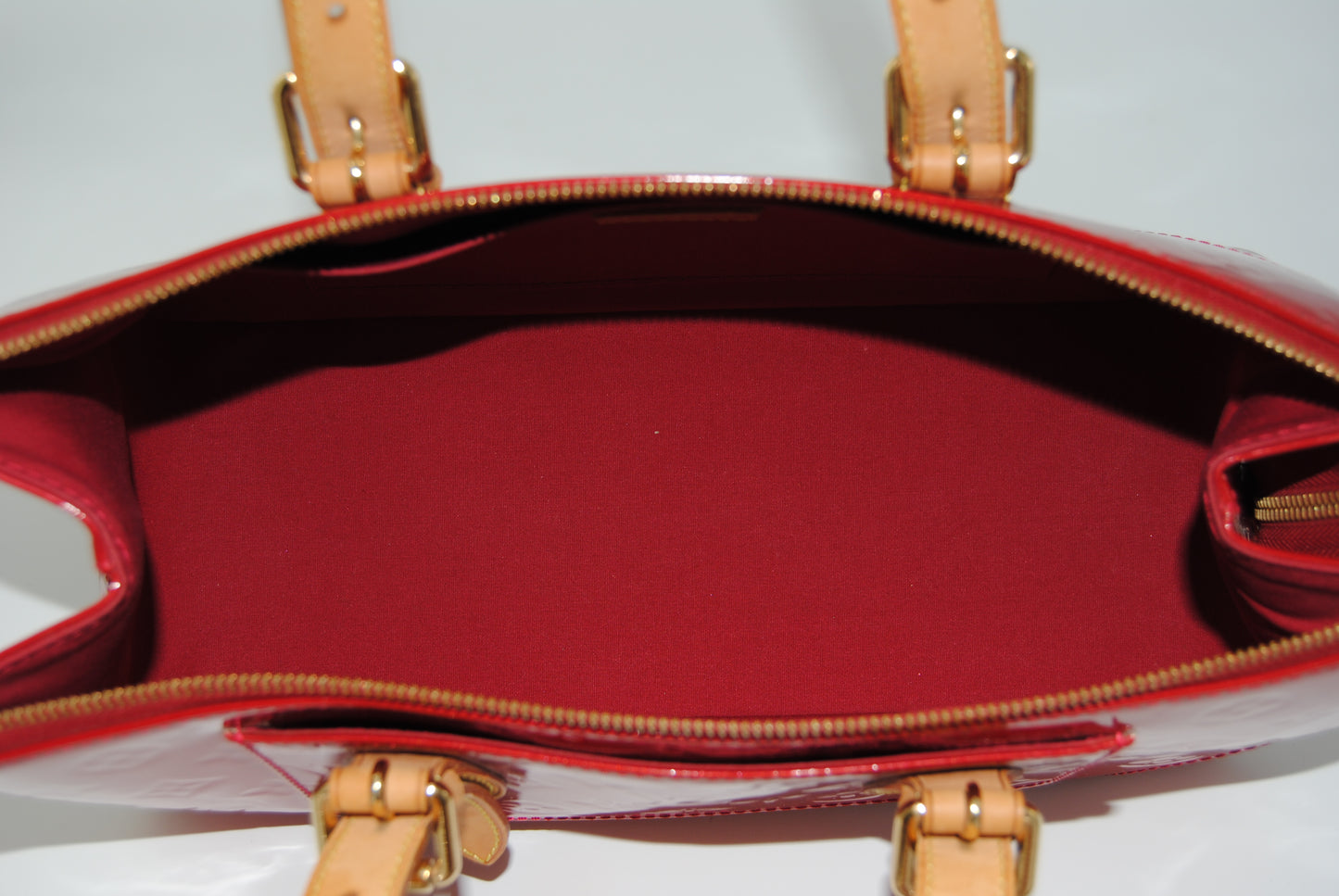 Louis Vuitton Vernis Rosewood Ave Pomme D'Amour