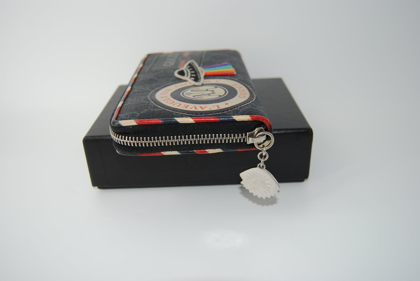 Gucci Wallet Zippy GG Supreme Night Courrier