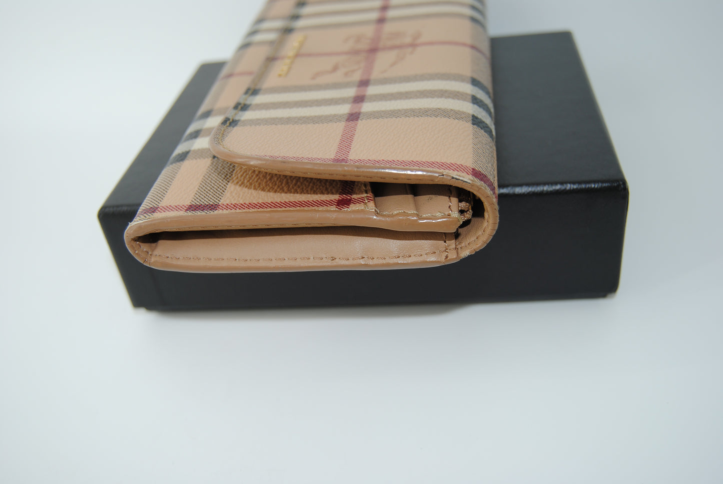 Burberry Haymarket Check Halton Wallet Tan