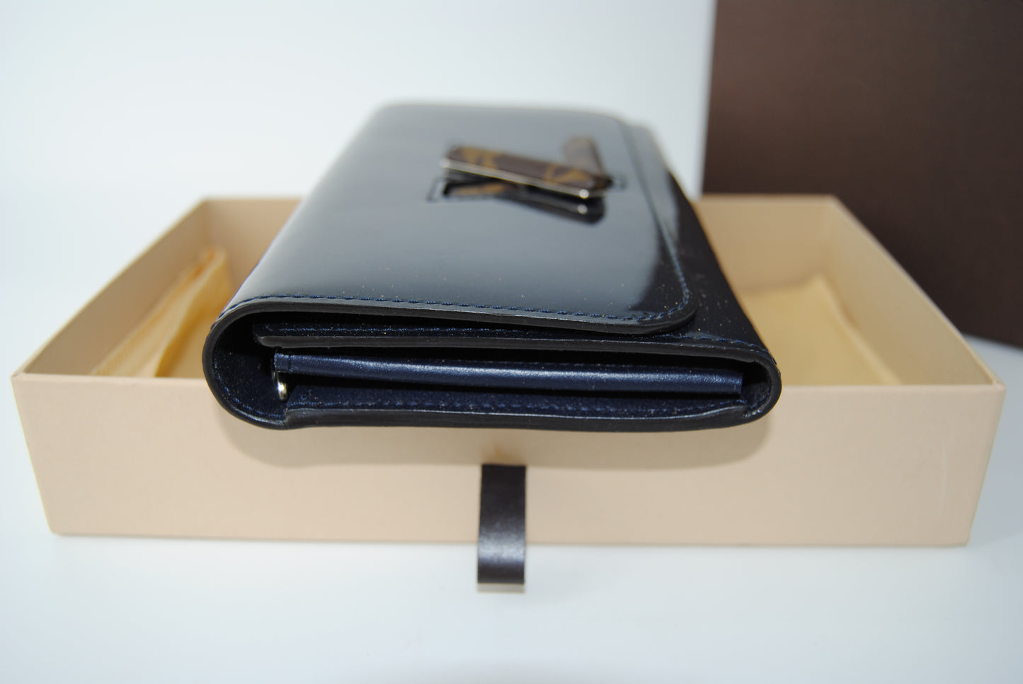 Louis Vuitton Blue Infini Vernis Monogram Canvas Twist Wallet