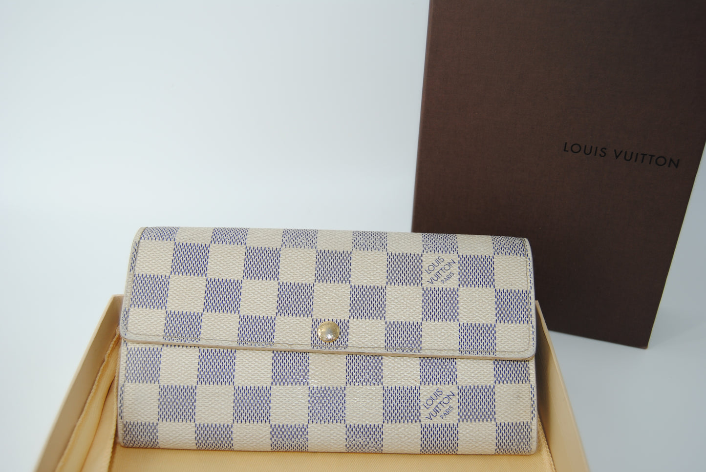 Louis Vuitton Damier Azur Sarah Long Wallet