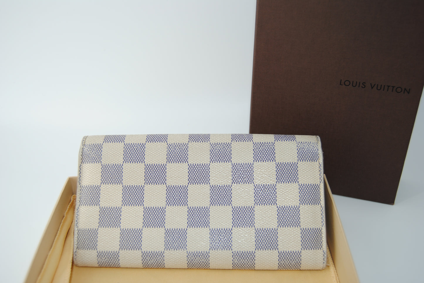 Louis Vuitton Damier Azur Sarah Long Wallet