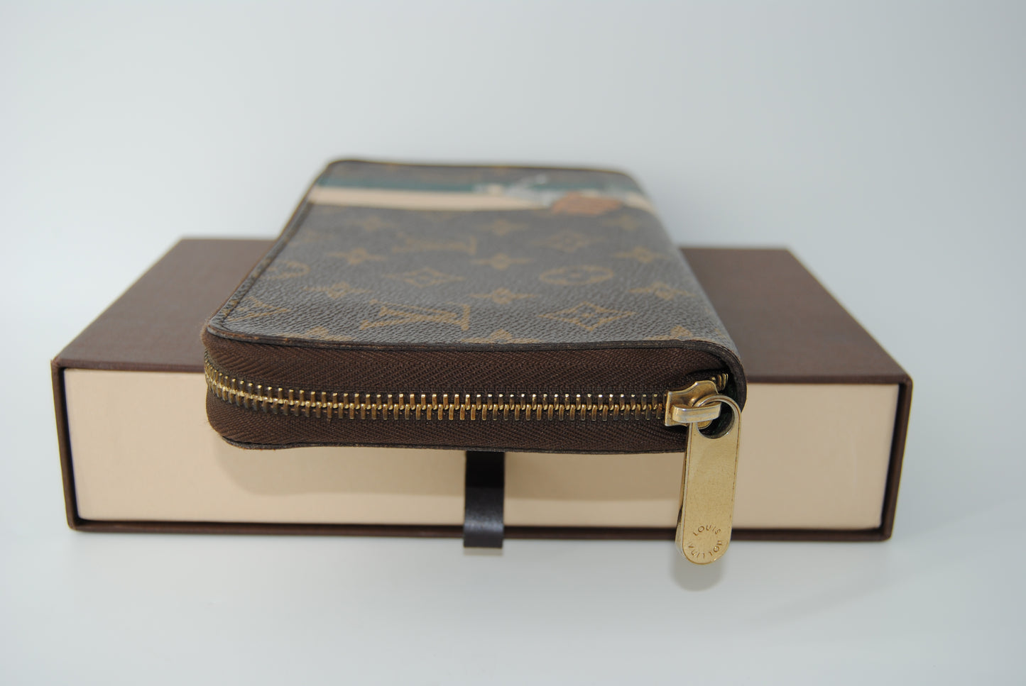Louis Vuitton Limited Edition Green Monogram Groom Zippy Organizer Wallet
