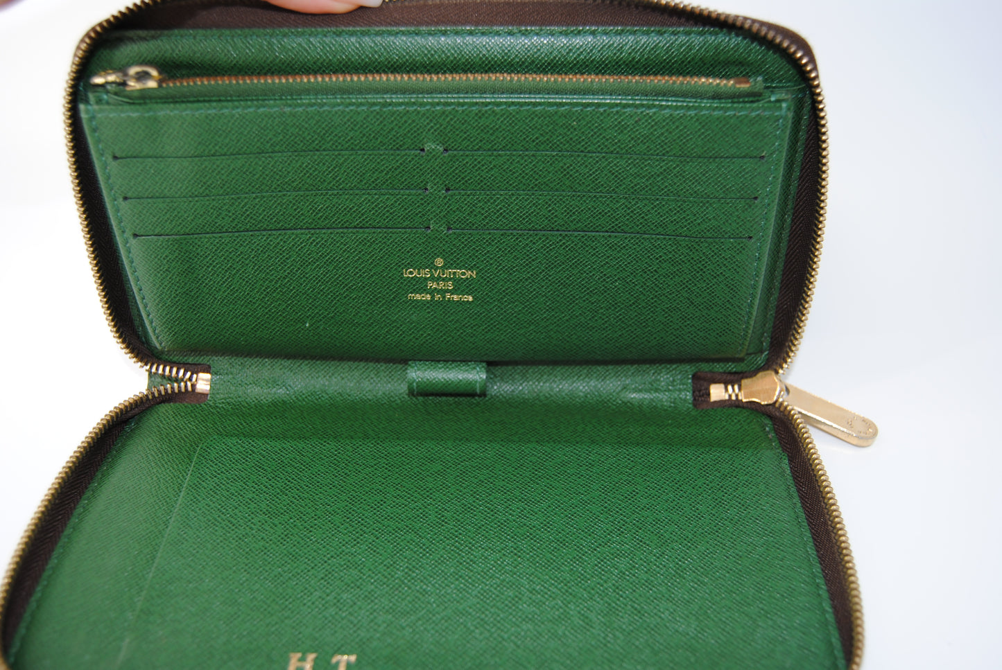 Louis Vuitton Limited Edition Green Monogram Groom Zippy Organizer Wallet