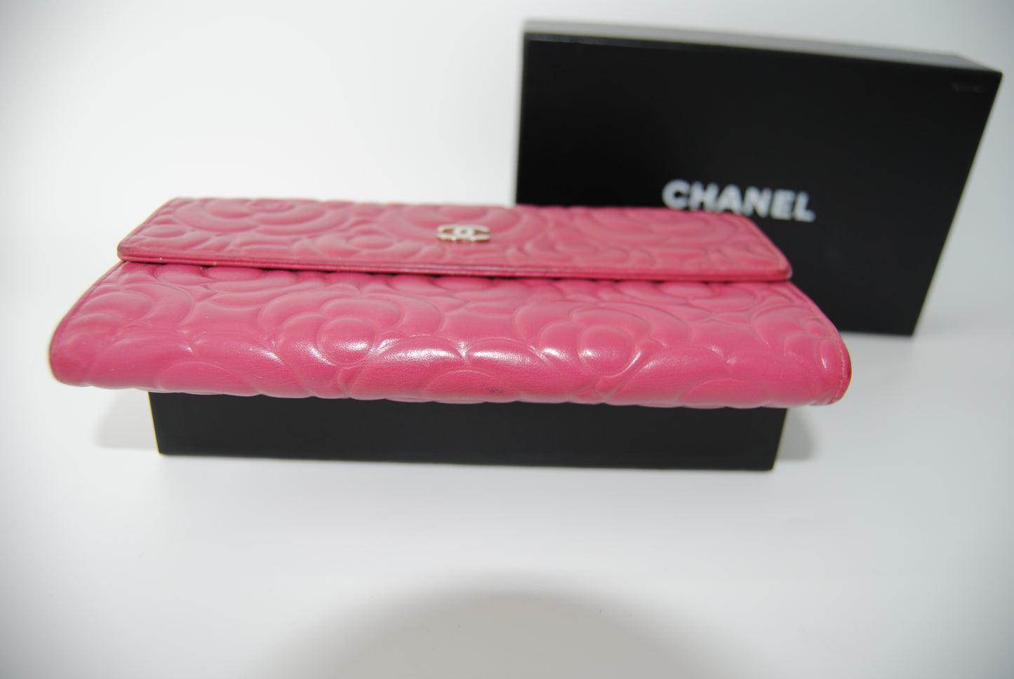 Chanel Lambskin Camellia Large Flap Wallet Fuchsia