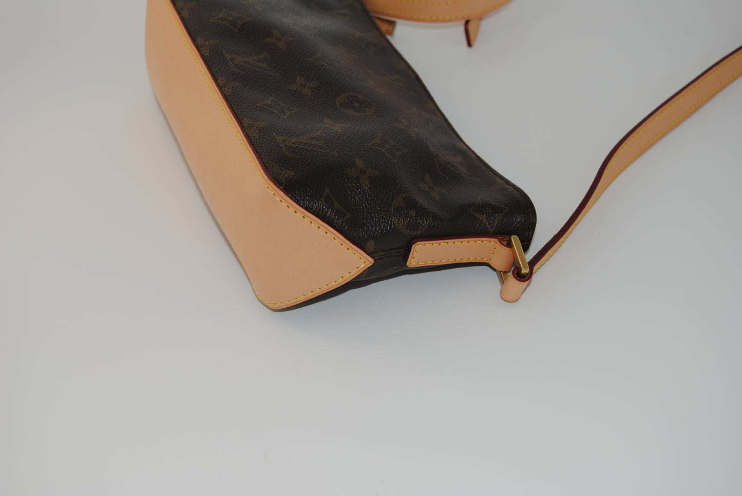 Louis Vuitton Trotteur Monogram Shoulder Bag Leather Brown