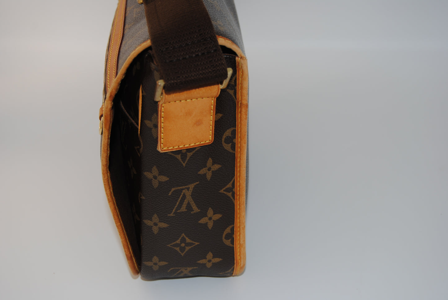 Louis Vuitton Monogram Bosphore Messenger Bag