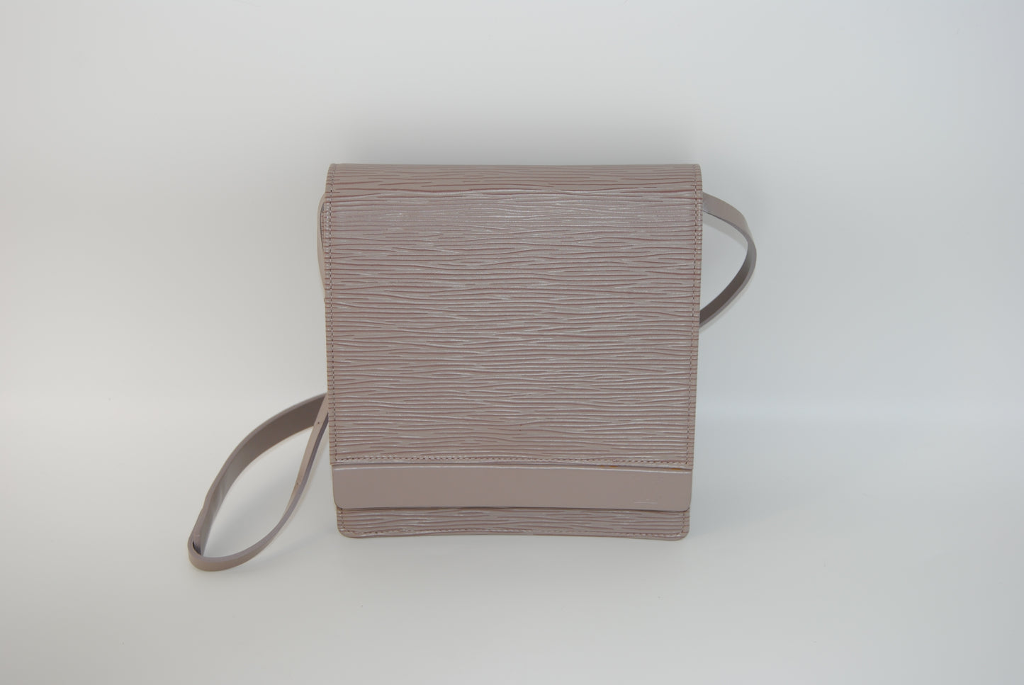 Louis Vuitton Biarritz Epi Leather Shoulder bag