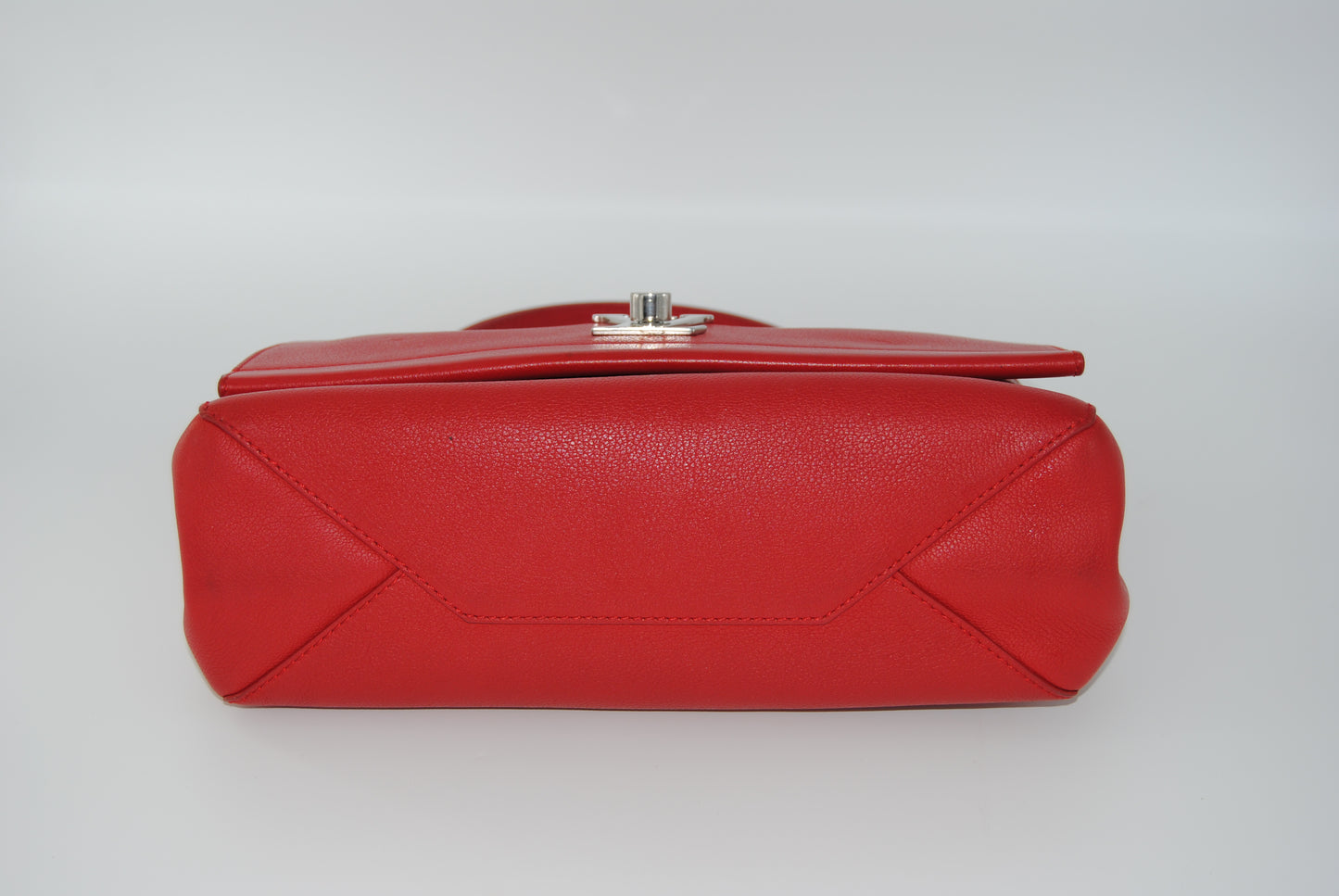 Louis Vuitton Soft Calfskin Lockme II Top Handle Rubis