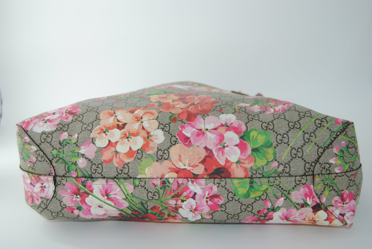 Gucci GG Supreme Monogram Blooms Medium Reversible Tote Beige Multicolor Dry Rose