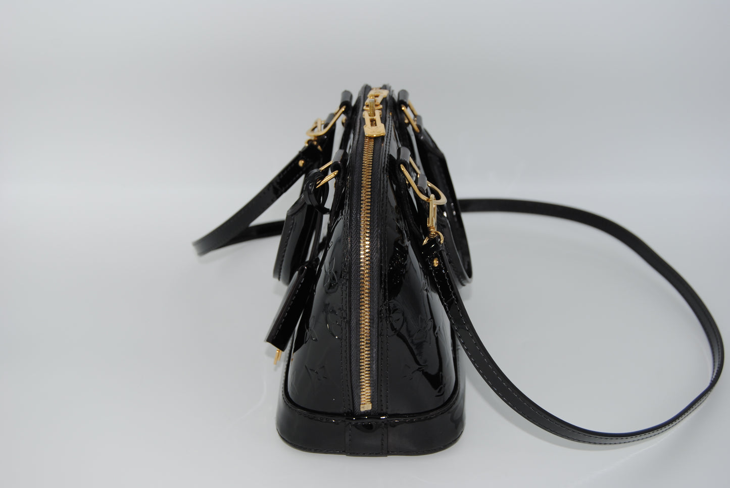Louis Vuitton Vernis Alma BB Noir Magnetique