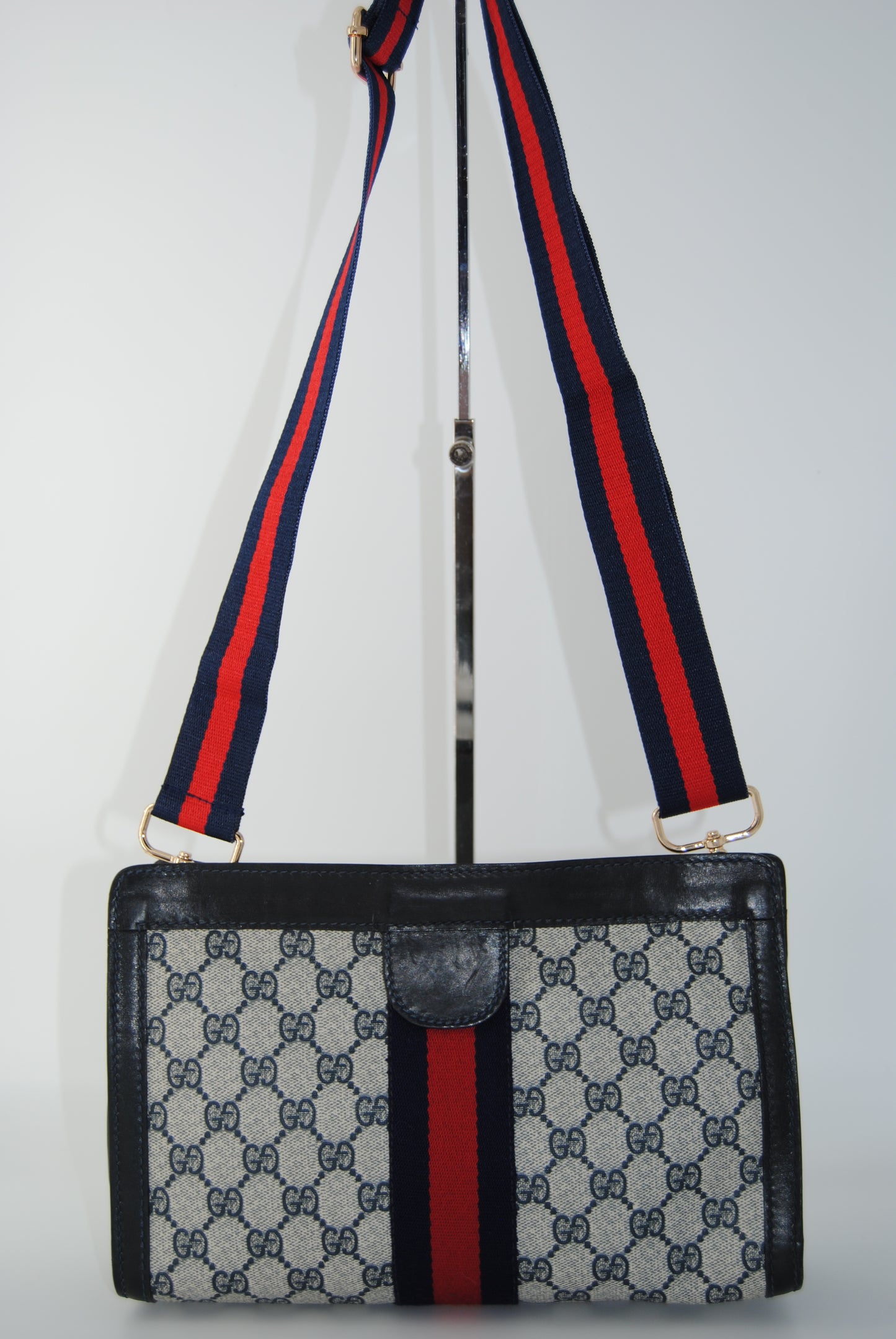 Gucci GG Supreme Canvas Leather Clutch Bag Blue