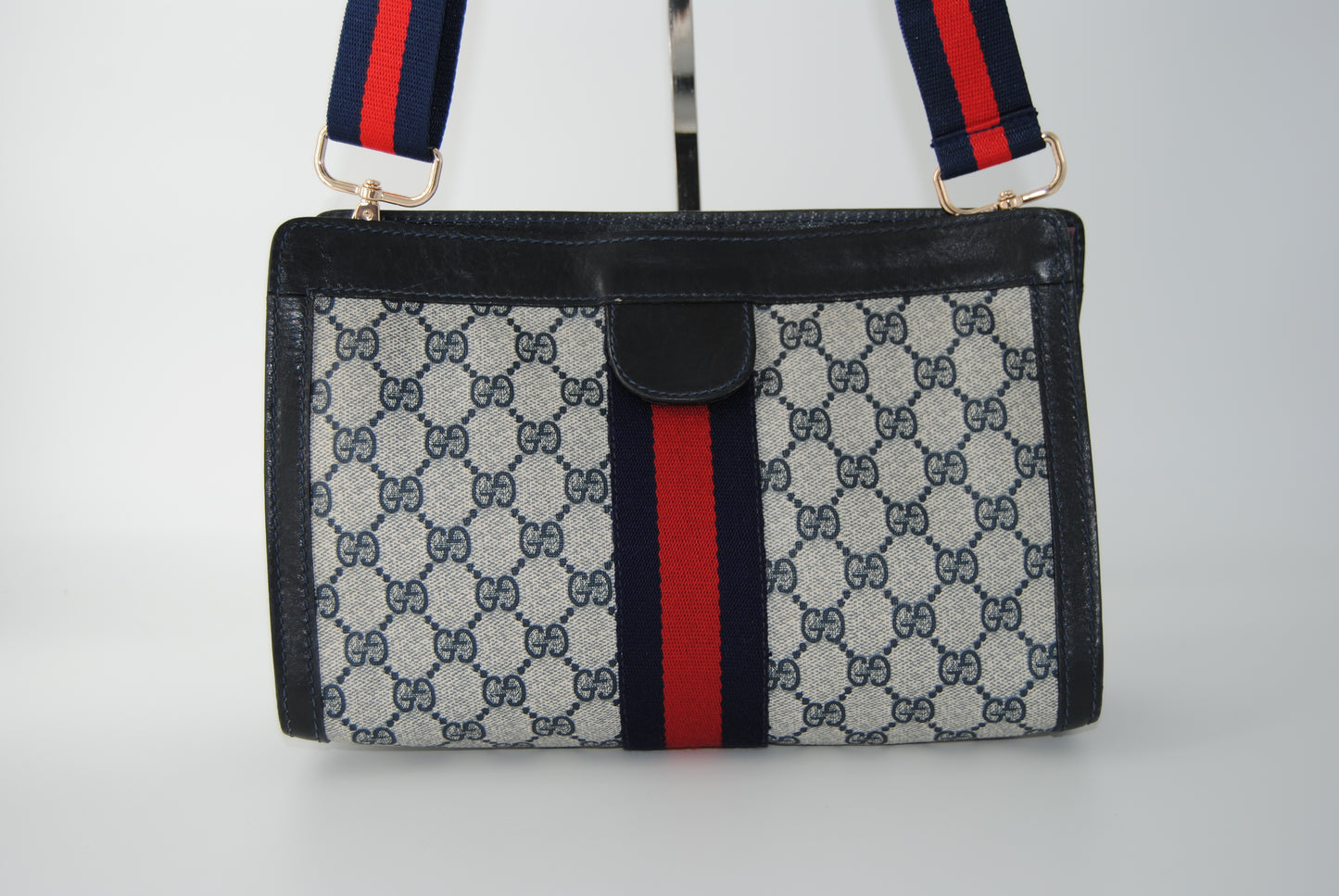 Gucci GG Supreme Canvas Leather Clutch Bag Blue