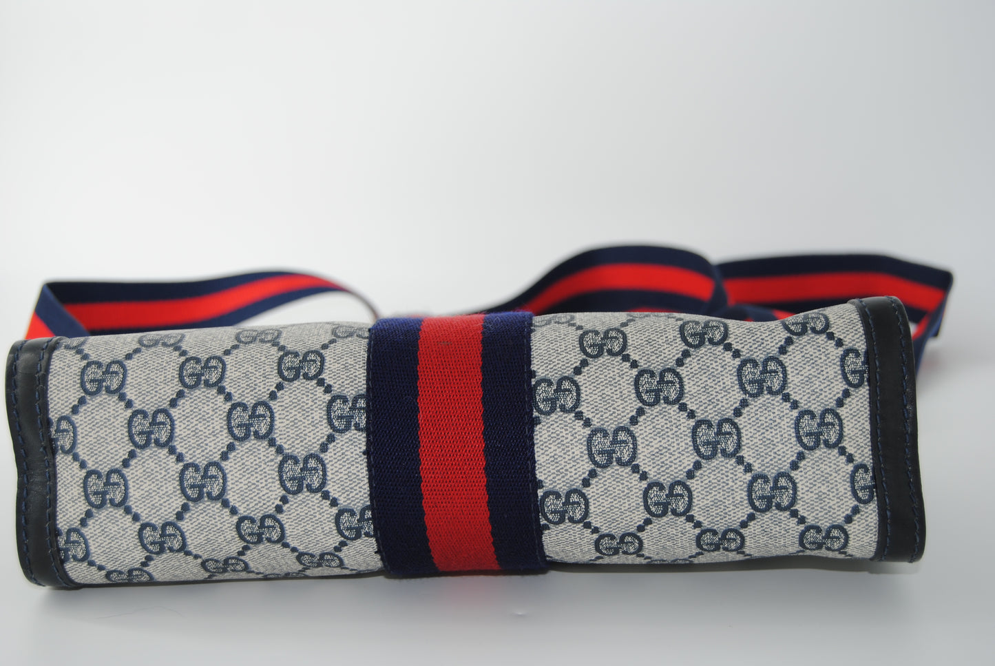Gucci GG Supreme Canvas Leather Clutch Bag Blue